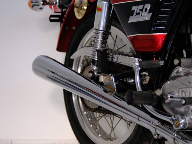 Ducati 750 GT