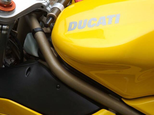 Ducati 748 Biposto