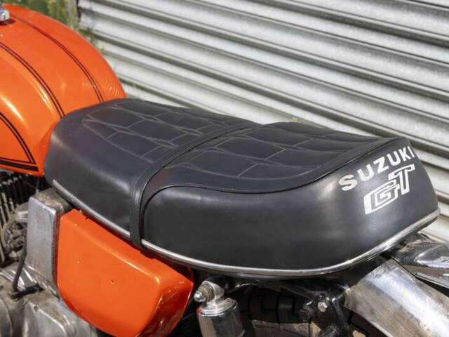 Suzuki GT 750 L