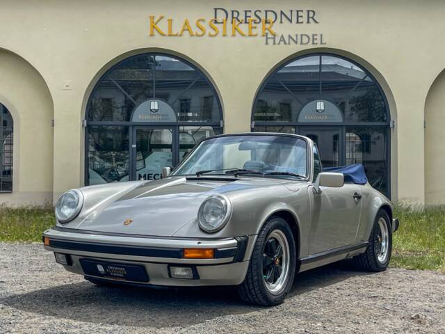 Image 1/31 of Porsche 911 Carrera 3.2 (1984)