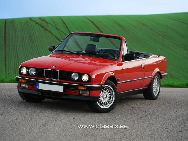 Image 1/29 of BMW 325i (1990)