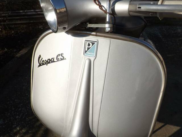 Piaggio Vespa 150 GS