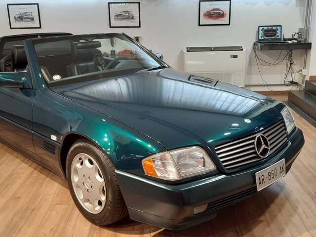 Mercedes-Benz SL 320