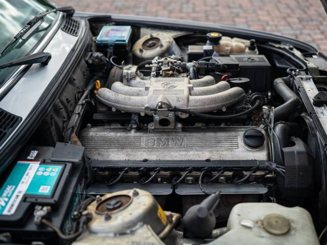 BMW 325i