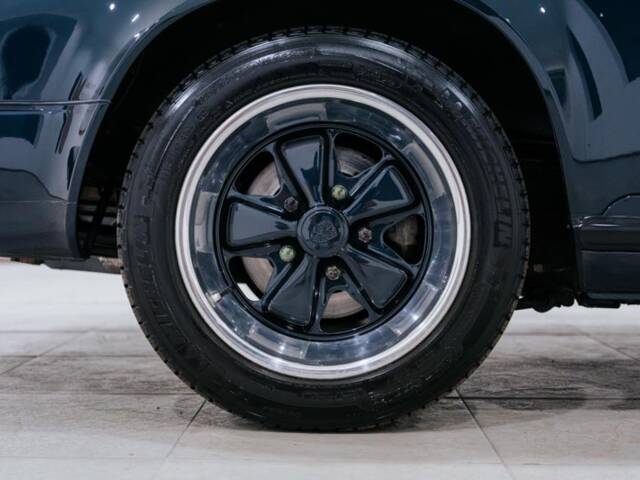 Porsche 911 Carrera 3.2 "25 years 911"