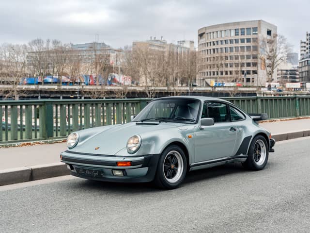 Porsche 911 Turbo 3.3