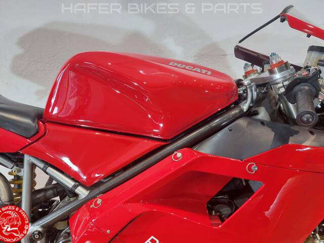 Ducati 748 S