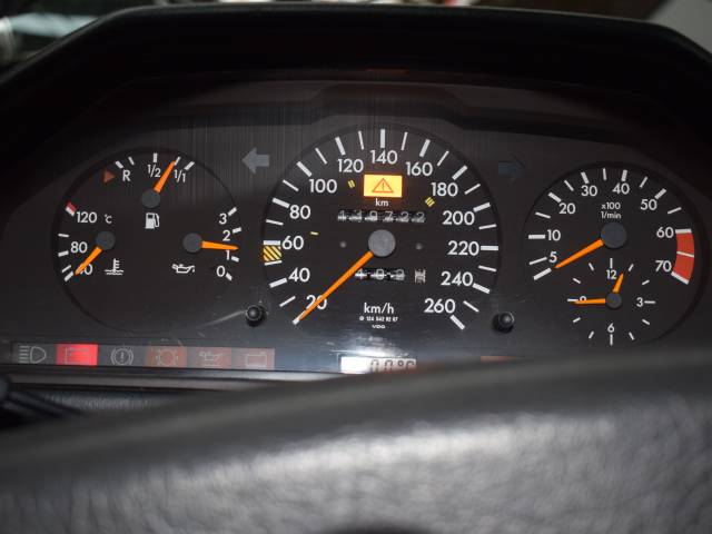 Mercedes-Benz 500 E