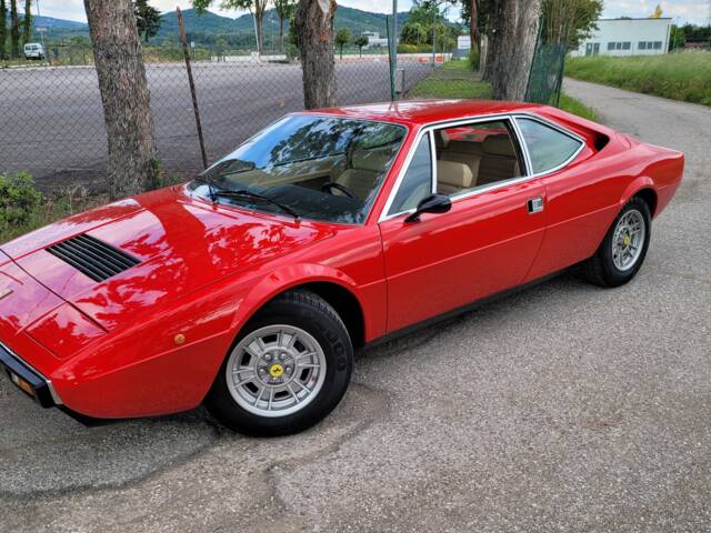Ferrari Dino 208 GT4
