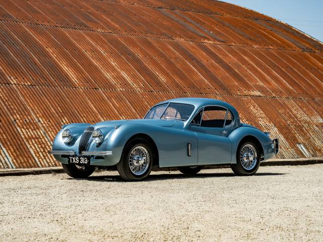 Bild 1/31 von Jaguar XK 120 SE FHC (1952)