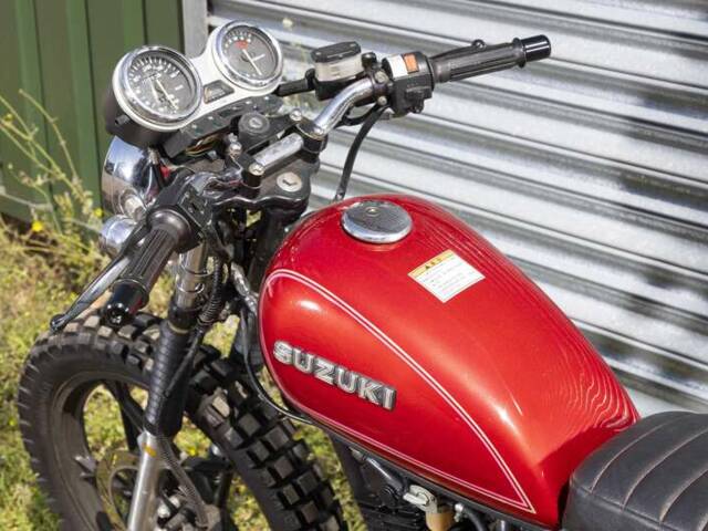 Suzuki GS 125