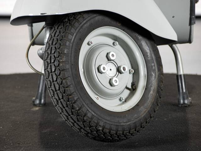Piaggio Vespa 125