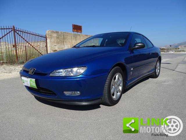 Image 1/24 de Peugeot 406 Coupé 2.2 16V HDi (2001)
