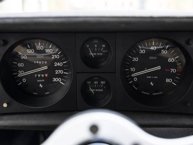 Ferrari 365 GTC/4