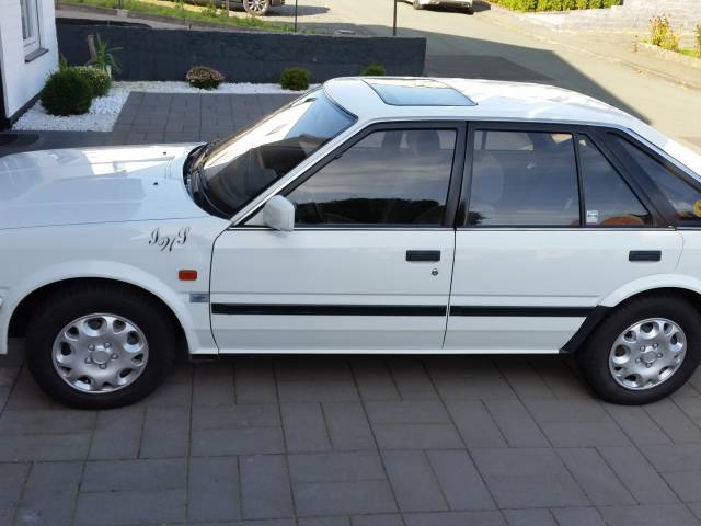 Imagen 1/7 de Nissan Bluebird (1990)
