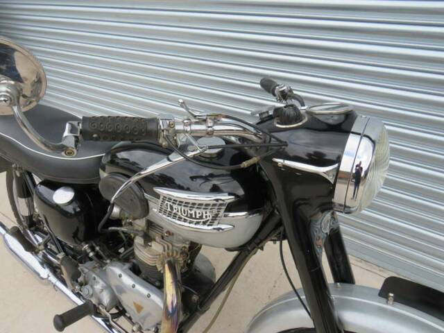 Triumph 6T Thunderbird