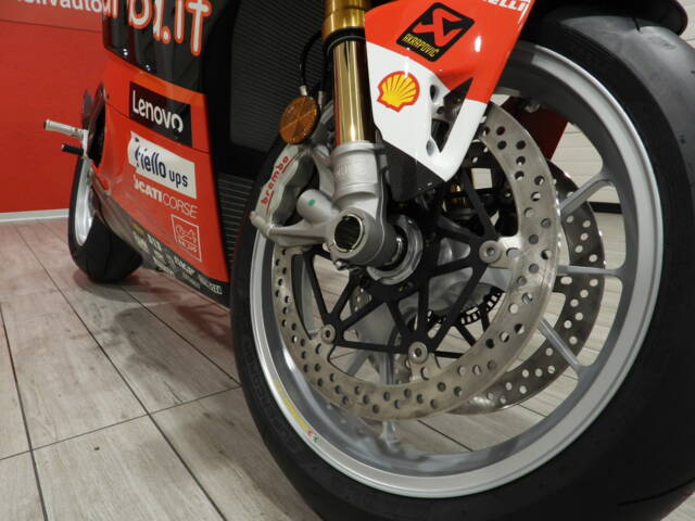 Ducati Panigale V4 R