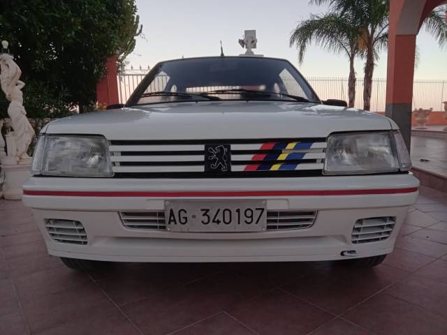 Imagen 1/17 de Peugeot 205 Rallye 1.3 (1990)