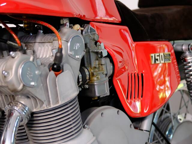MV Agusta 750 S America