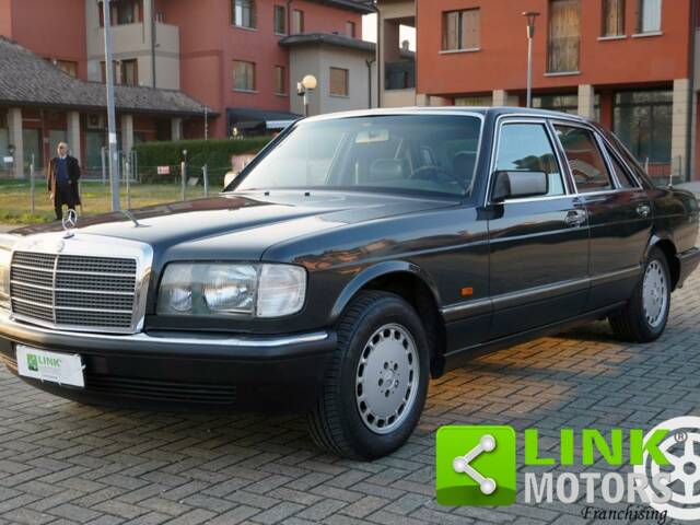 Immagine 1/10 di Mercedes-Benz 420 SE (1988)