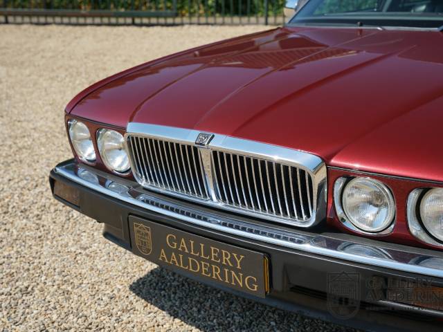 Jaguar XJ Classic Cars For Sale - Classic Trader