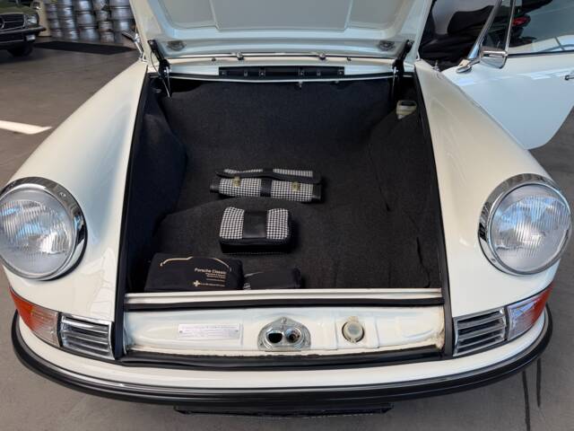 Porsche 911 2.2 T
