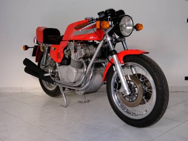 MV Agusta 750 S America