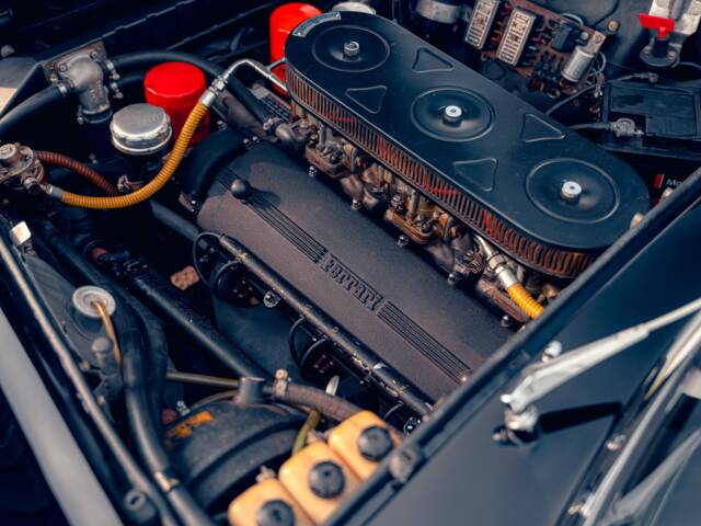 Ferrari 275 GTS