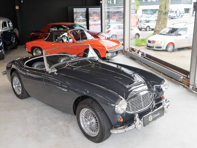 Austin-Healey 100/6 (BN6)