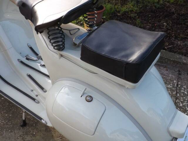 Piaggio Vespa 125