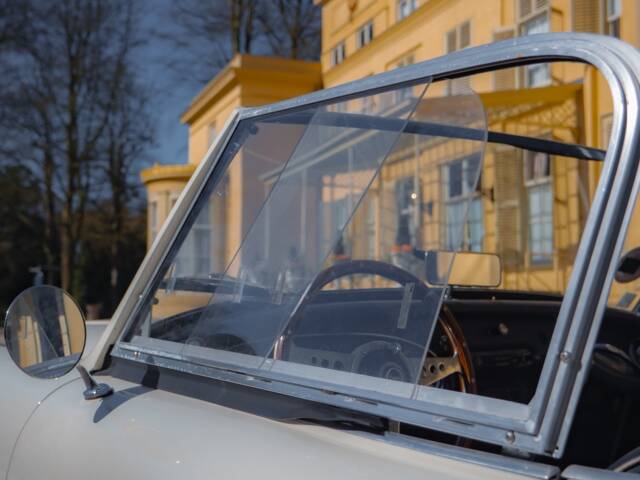 Austin-Healey 100/6 (BN4)