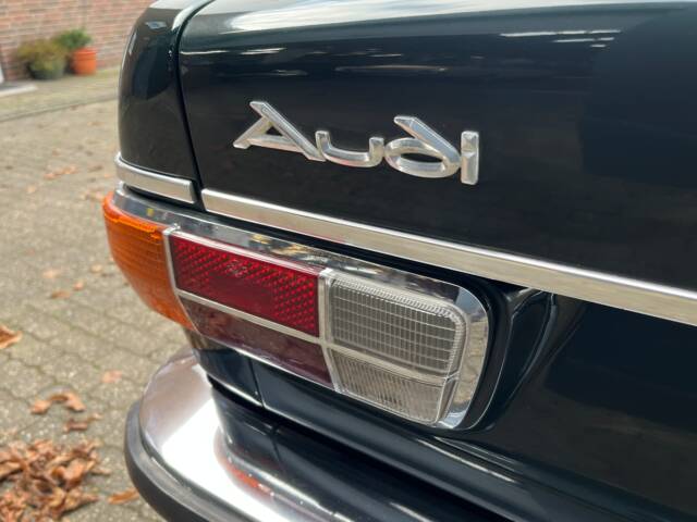 Audi 100 LS