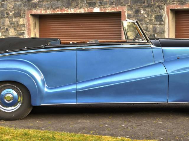 Rolls-Royce Silver Wraith