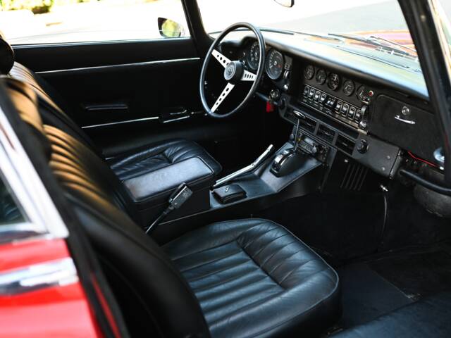 Jaguar E-Type V12 (2+2)