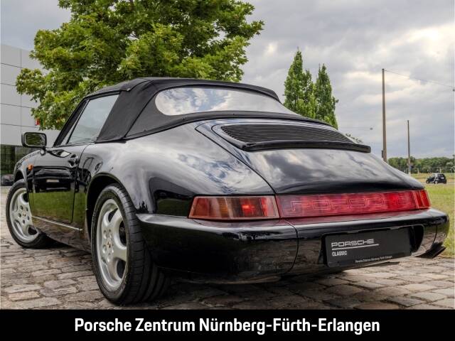 Porsche 911 Carrera 4