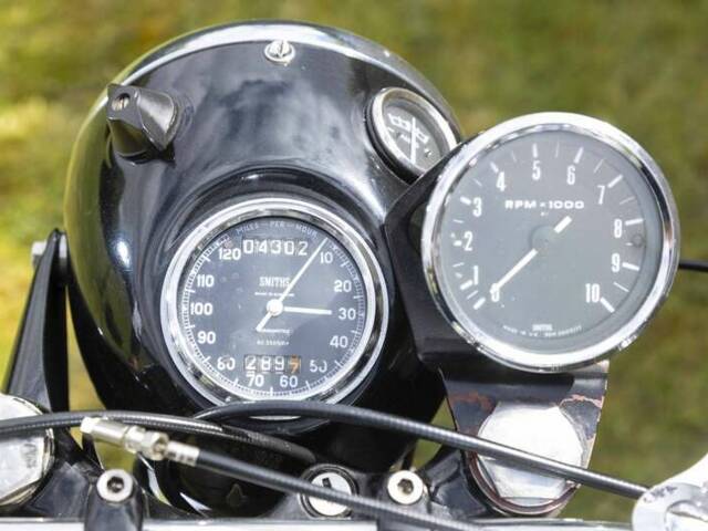 Norton 650 SS