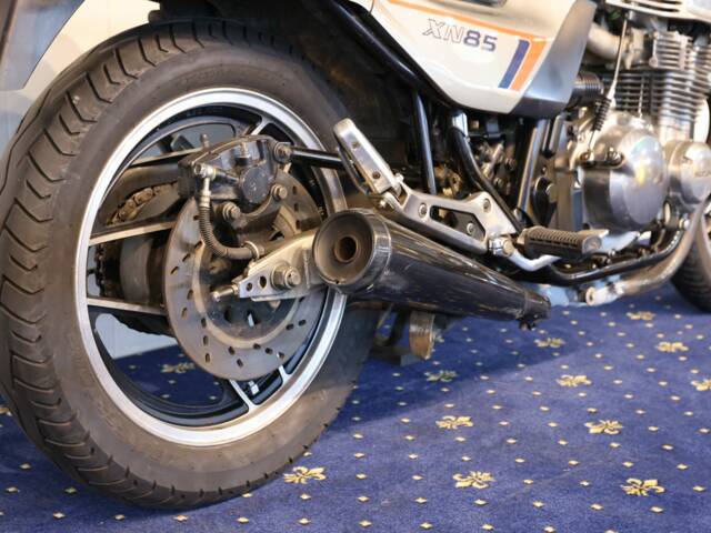Suzuki XN85 Turbo