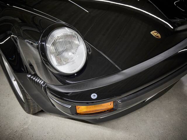 Porsche 911 Turbo 3.3