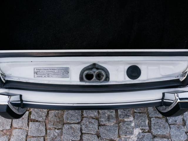 Porsche 911 2.2 E