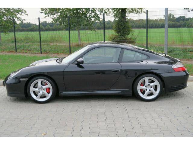 Porsche 911 Carrera 4S