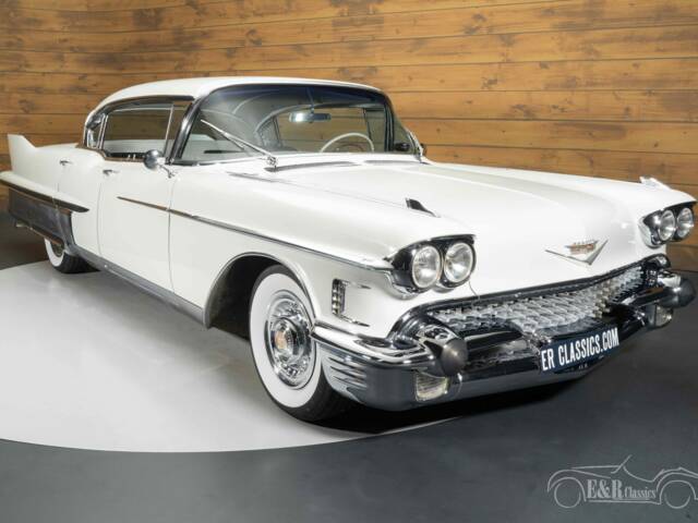 Image 1/5 of Cadillac 60 Special Fleetwood (1958)