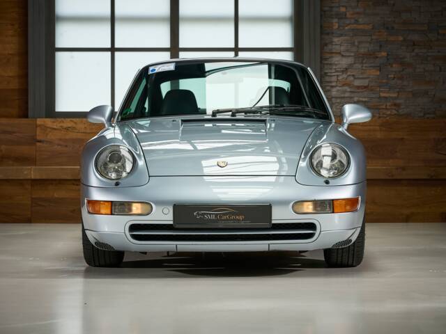 Porsche 911 Carrera