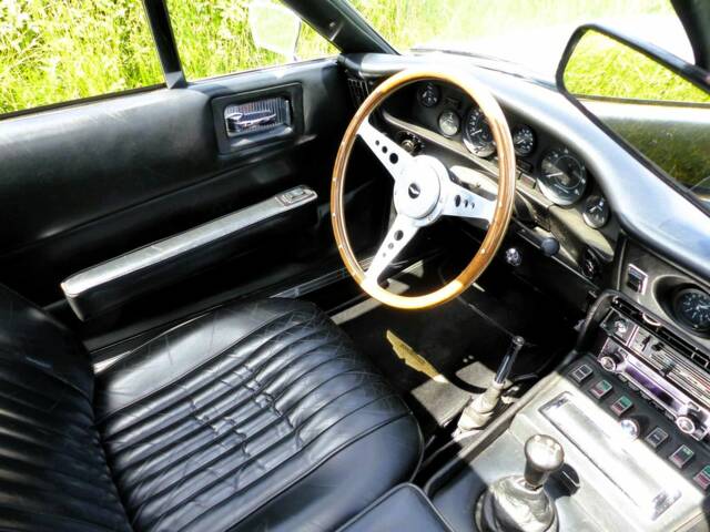 Aston Martin V8 - Aston Martin V8 Serie 3 Coupé 1978