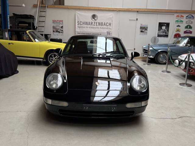 Porsche 911 Carrera 4