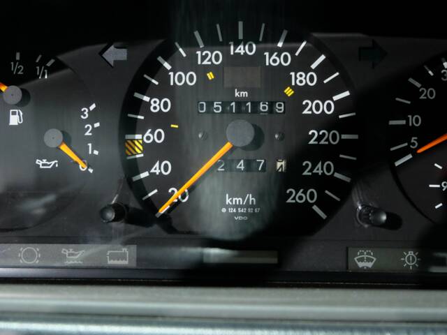 Mercedes-Benz E 500