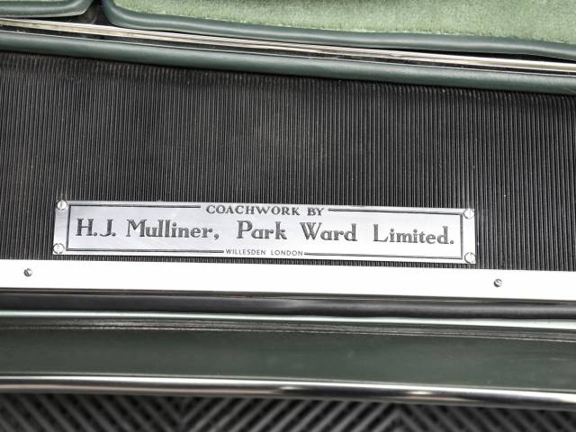 NOS OEM Rolls-Royce Camargue Front Sill Plate – Mulliner Park Ward PW63223