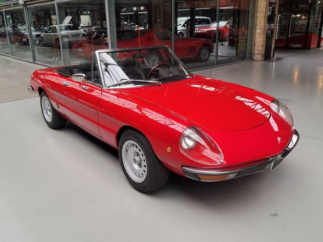 Alfa Romeo 2000 Spider Veloce