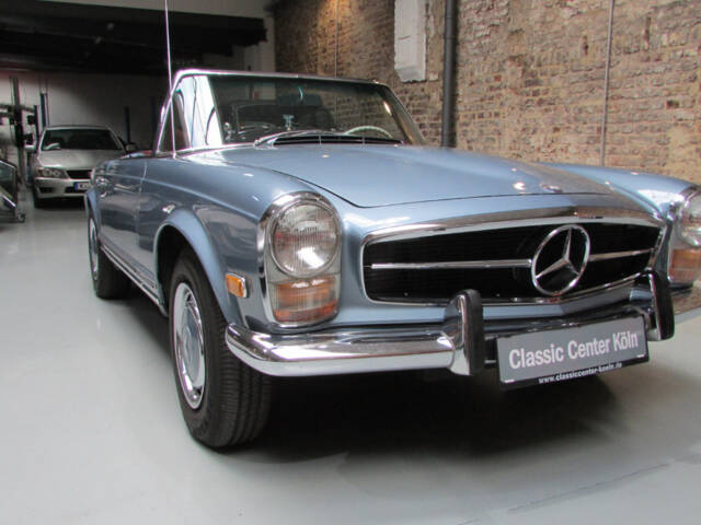 Image 1/26 de Mercedes-Benz 280 SL (1969)