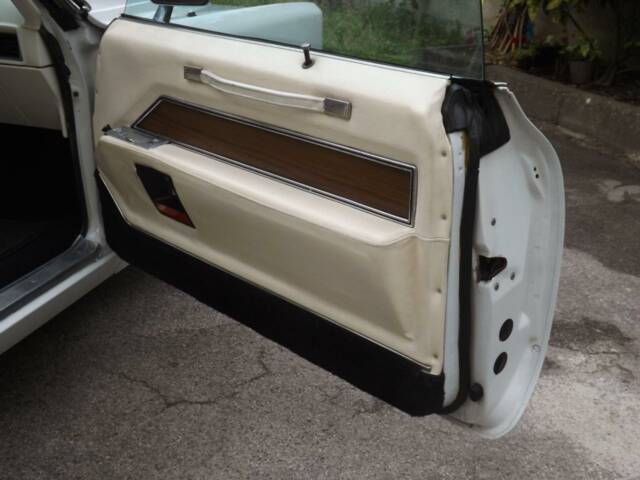 Cadillac DeVille Convertible
