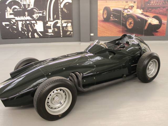 Image 1/18 of BRM P25 (1958)